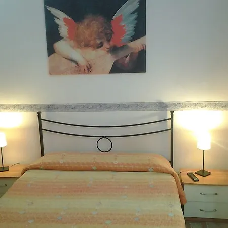 Angolo99 فندق مبيت وإفطار روما