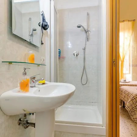 Angolo99 Bed & Breakfast 3*